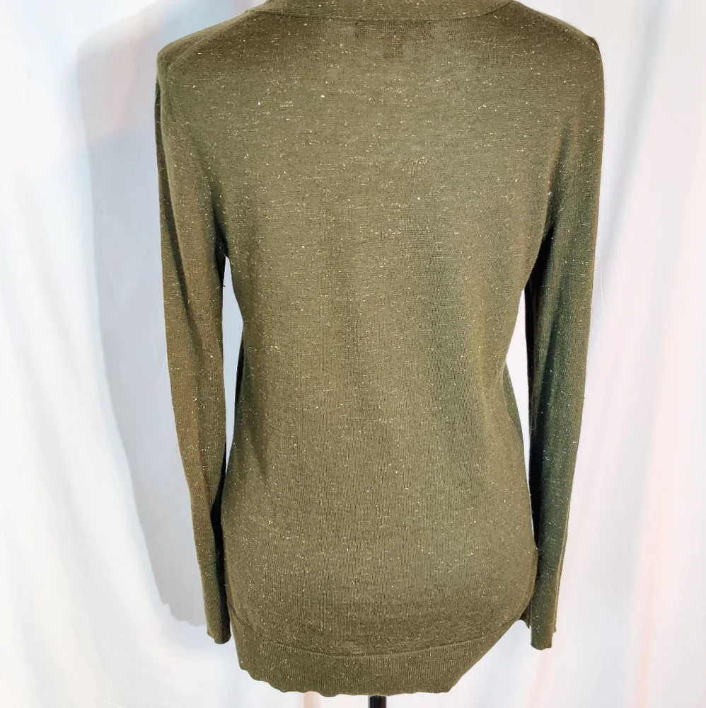 Banana Republic Sweater - Picture 4 of 5